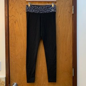 Pink Victoria’s Secret Leopard Print Black Leggings Gray Small